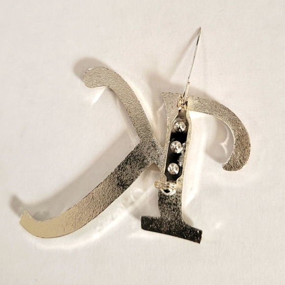 Letter K Rhinestone Brooch/Lapel Pin - Picture 4 of 15